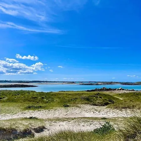 Maison De Vacances Presqu'ile Ste Marguerite Hébergement de vacances *